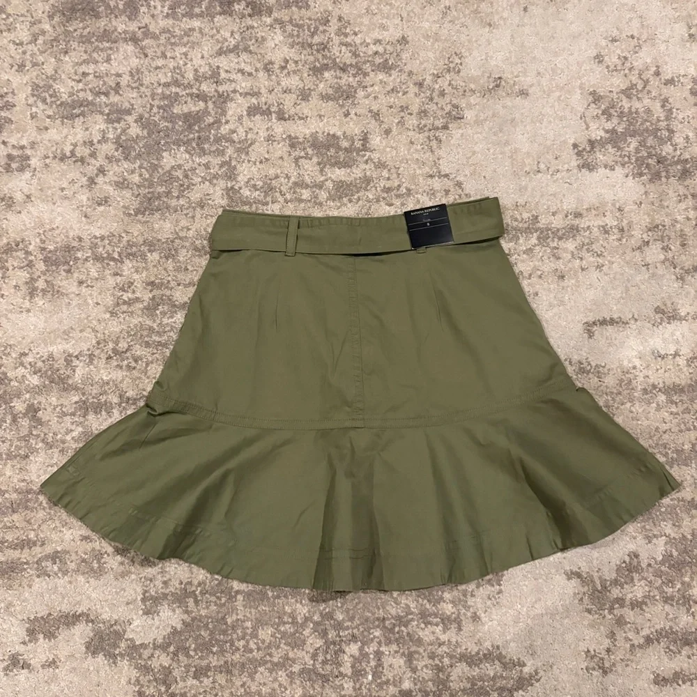 NWT Banana Republic Tie Waist Green Womens Button Up Ruffled Skirt